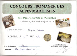  Fromages de chèvres de Lantosque - Vésubie aux portes du Mercantour et de Nice - Alpes Maritimes Côtes d'Azur - France 