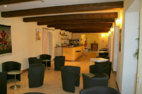 Salon et bar - H�tel Restaurant  le Saint S�bastien � Roquebilli�re, vall�e de la V�subie - Alpes Maritimes - C�te d'azur - France