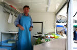 Un poissonnier  la montagne, a se mrite ! Michel vous attend tous les mardis et vendredis matins... mme l'hiver